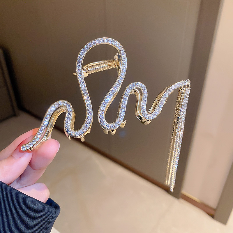 Wavy Fringe Diamond Hairpin
