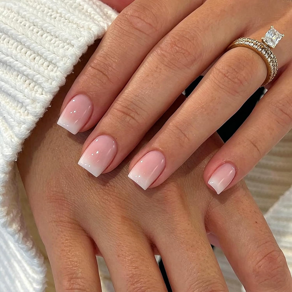 24 Stück French Tip Press on Nails Kurz, Full Cover Nägel Zum Aufdrücken, Natürlich Rosa Weiß Ombre-Acrylnägel Fake Nails Mit Nagelkleber Für Frauen Nail Art, DIY Nageldesign Alltag