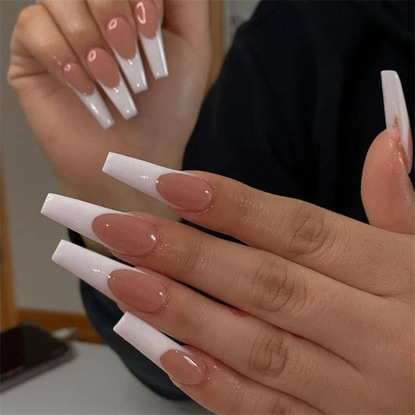 24Pcs/Set Dark Spice Wearable Black Press on Nail Tips Full Cover Fake Nails with Design Butterfly Lovely Girls False Nails Art